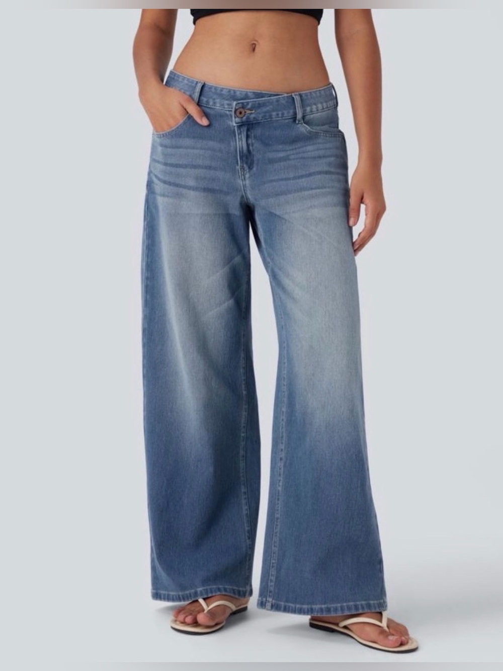 Halara Flex Asymmetric Low-Rise Baggy Wide Leg Jeans - Blue Surf
Denim NWOT